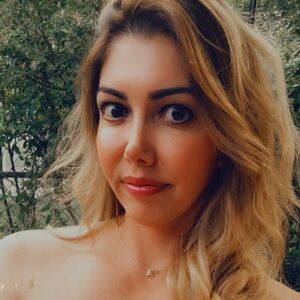 Meet your Posher, Natasha